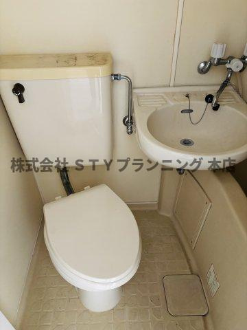 仲介手数料0円！イル　ボーン　キャステロのトイレ