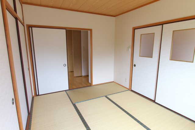 オークハイム広の和室