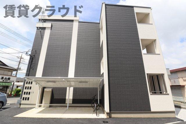 エル シャトーの外観|おしゃれな外観です