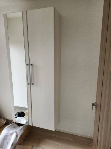 ベル・アベニールⅡ　ペット可！（家賃補助対象）の玄関|収納もある玄関です