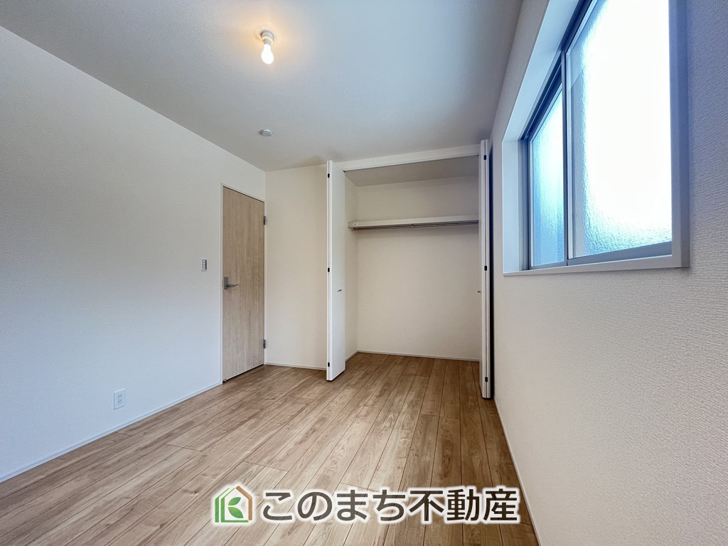 LiveleGarden.S下野市上大領の収納|同社施工物件の写真です。※建具やフローリング、その他仕様が違う場合がございます。