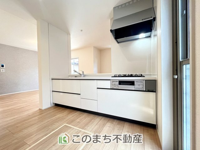 LiveleGarden.S下野市上大領のキッチン|人気の対面式キッチン☆料理をしながらご家族とコミュニケーションが取れます♪