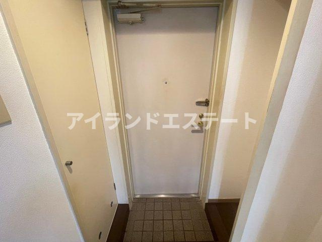 トポス.M.駒沢　駅近　陽当たり良好　オートロックの玄関