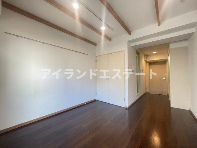 トポス.M.駒沢　駅近　陽当たり良好　オートロックの居間・リビング