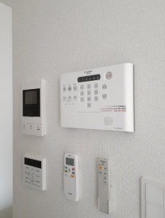 【セキュリティ】 | ルラックＢ | ホームセキュリティ完備！