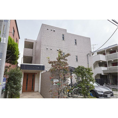 【外観】 | メゾン・プリムヴェール | 鉄筋コンクリート造のがっちりとした建物。