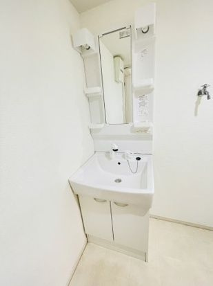 グランツ並木町の独立洗面台