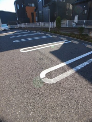 【駐車場】 | シルフィード | 駐車場に車を止められます