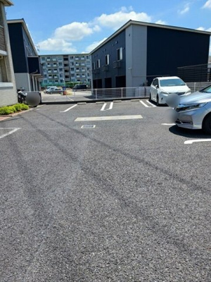 【駐車場】 | シルフィードⅡ | 駐車場があるので、車を買う予定の方も安心です