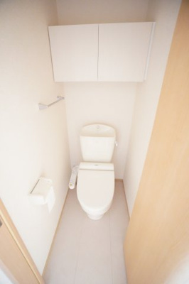 【トイレ】 | スカイウイング | 清潔感のあるトイレです