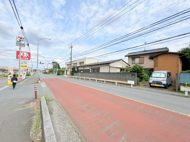 川越市笠幡　建築条件なし売地　JR川越線『笠幡駅』徒歩6分　【霞ヶ関西小学区】の前面道路含む現地写真