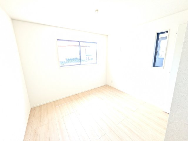 高萩市高萩　第3　新築戸建て　2号棟の洋室