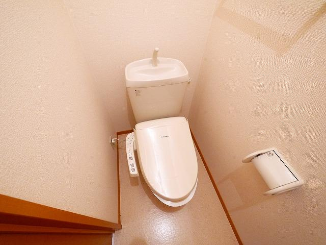 リビングタウン南生駒　Ａ棟のトイレ|トイレもきれいです