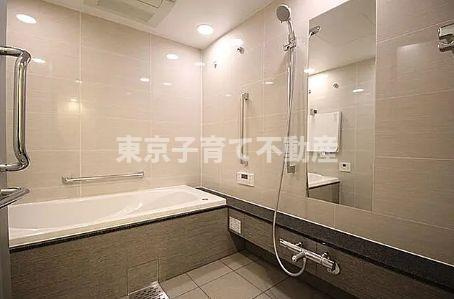 プラウド文京千駄木ヒルトップの浴室