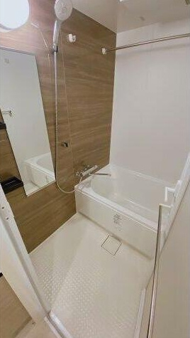 【浴室】 | RESIDENCE　KOENJI | 浴室乾燥機付きバス。
