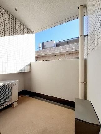メゾン　ド　リラクオーレのバルコニー