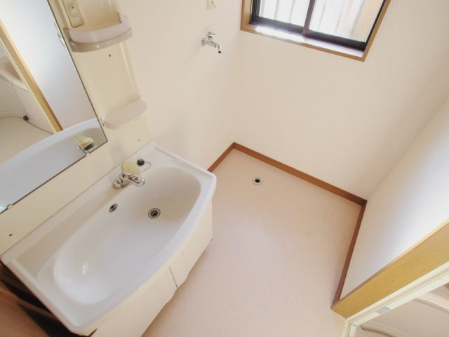 RK貸家の洗面所