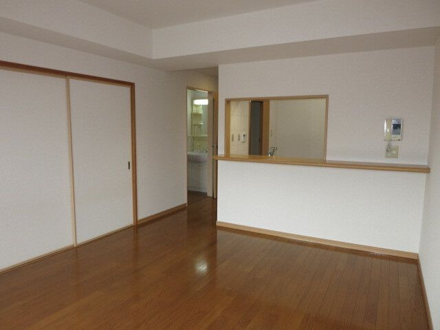 サンハイク７東小金井 の居間・リビング
