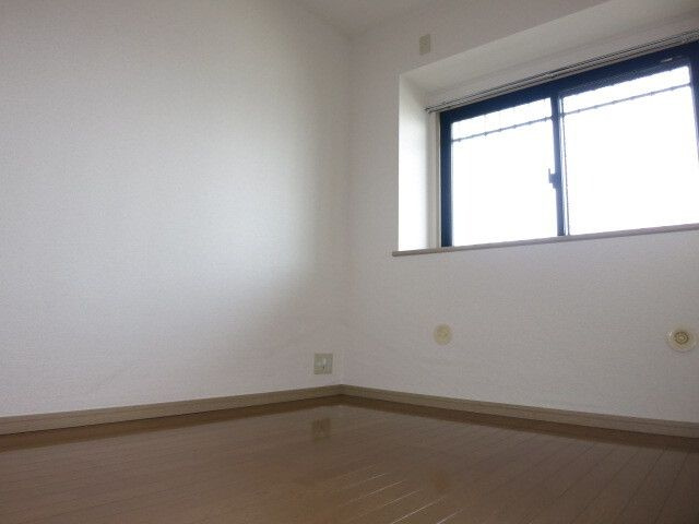 サンハイク７東小金井 の洋室