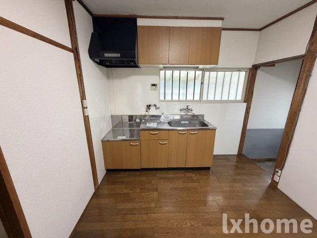 西脇貸家の居間・リビング|こちらの居間で趣味の時間をお楽しみください