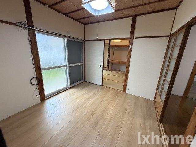 西脇貸家の居間・リビング|おしゃれな居間です