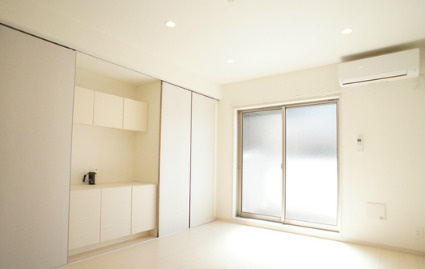 鎌倉市岡本２丁目の賃貸マンションの寝室