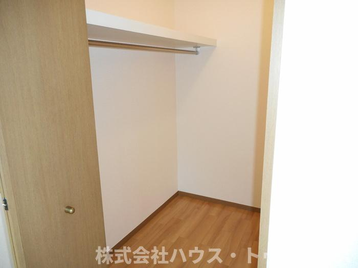 サンライトスクウェア　壱番館・弐番館 弐の収納