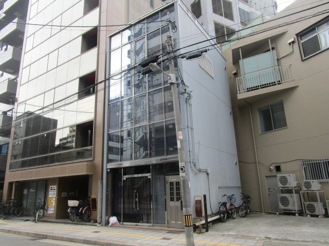 大阪市浪速区大国２丁目のビル