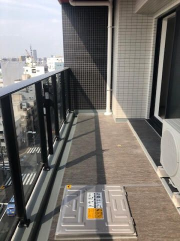ＳＫＹＣＯＵＲＴ　Ｄ－ｉｂｅｒｔｅ　ＡＳＡＫＵＳＡのバルコニー