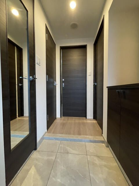 ＳＫＹＣＯＵＲＴ　Ｄ－ｉｂｅｒｔｅ　ＡＳＡＫＵＳＡの玄関