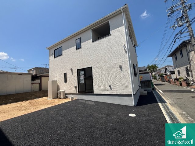 岩出市中迫　第6期　新築一戸建ての外観|お客様に長く安心して住んでいだだける事にこだわった家づくり！住んでからのアフターサービスにもしっかりと取り組んでいます！
