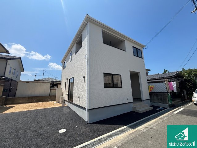 岩出市中迫　第6期　新築一戸建ての外観|安心の10年保証！外観を美しく保ち、雨水で汚れを落とします！気になることがありましたら、お気軽にお問い合わせください！