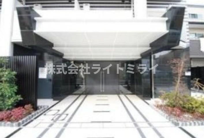 ＡＲＴＥＣＡＳＡ　Ａｌｉｖｉｅ　綾瀬のエントランス