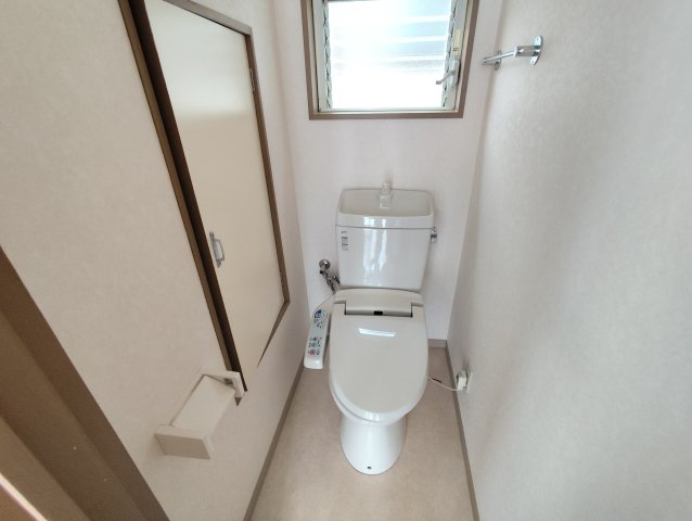 坂井貸家のトイレ