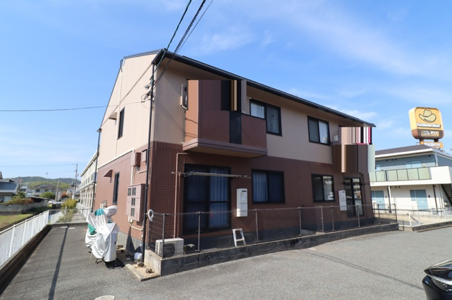 【外観】 | シャトレアン津高　C棟