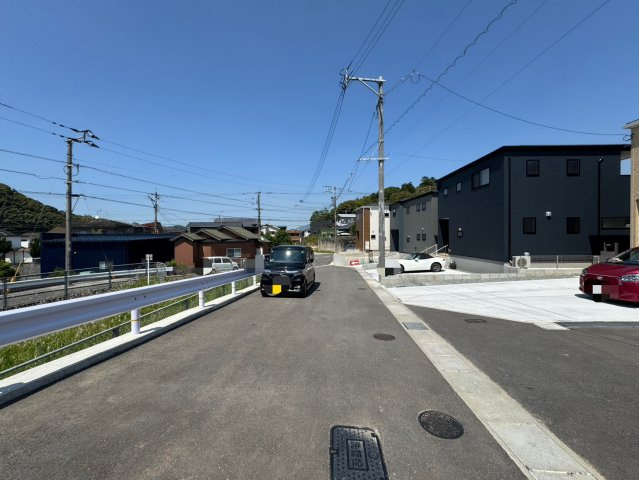  For.M Iーフォルムー小倉南区長行西1丁目2期　【小倉南区　新築戸建て】の前面道路含む現地写真|現地撮影　2026,5,30　For.M Iーフォルムー小倉南区長行西1丁目2期　【小倉南区　新築戸建て】