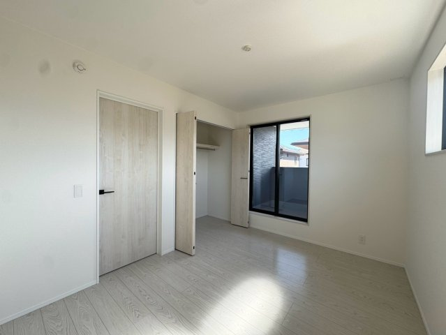  For.M Iーフォルムー小倉南区長行西1丁目2期　【小倉南区　新築戸建て】の洋室|2階６帖洋室はクローゼット完備♪【小倉南区　新築戸建て】 