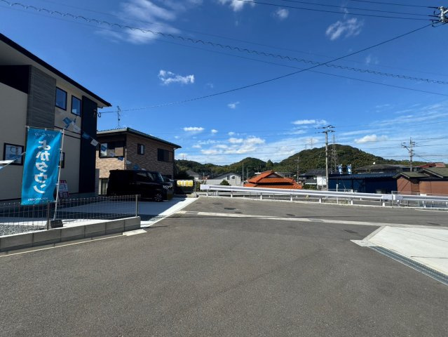  For.M Iーフォルムー小倉南区長行西1丁目2期　【小倉南区　新築戸建て】の前面道路含む現地写真|現地撮影　2026,10,3　For.M Iーフォルムー小倉南区長行西1丁目2期　【小倉南区　新築戸建て】