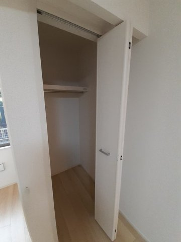 フェリシティ中園のその他
