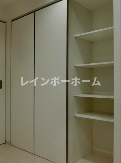 リブリ・エルベの収納
