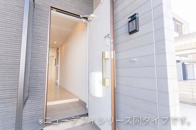 ルミエール　井竜の玄関