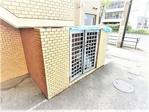 ライオンズマンション西霞町第２のその他|ごみ置き場　※2024年6月撮影