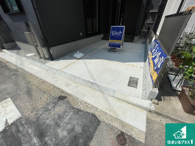 明石市材木町　第2期　新築一戸建ての駐車場|駐車スペース！散水栓があるので、こまめに愛車を洗えます！
