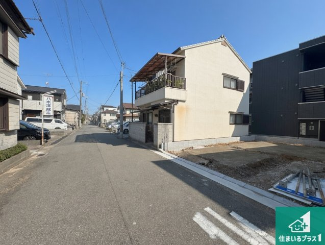明石市材木町　第2期　新築一戸建ての前面道路含む現地写真|周辺は落ち着いた街並みの住宅地！子育てがしやすい住環境です！まだ未完成ですが、現地でしかわからない事もございます。是非一度ご覧ください。