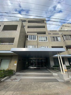 日生住吉コープのエントランス