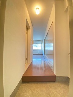 日生住吉コープの玄関