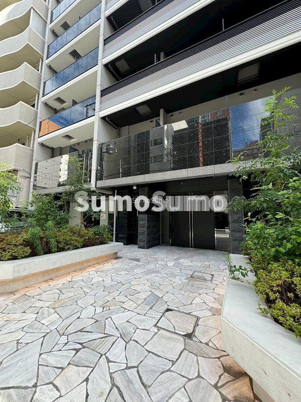 S-RESIDENCE堺筋本町Deuxのエントランス