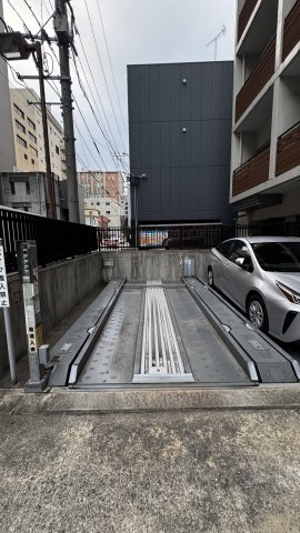 パークレジデンシャル博多の駐車場