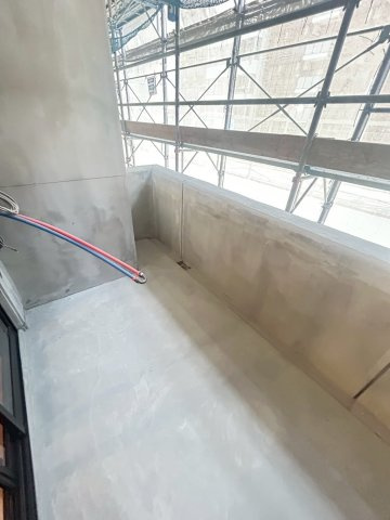 スプランディッド本町東DUEのバルコニー
