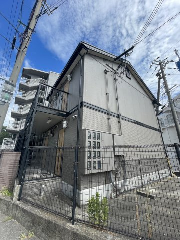 ウイング高取台の外観